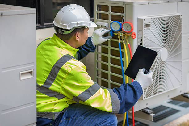 Professional Hvac technician working in Jersey City, NJ